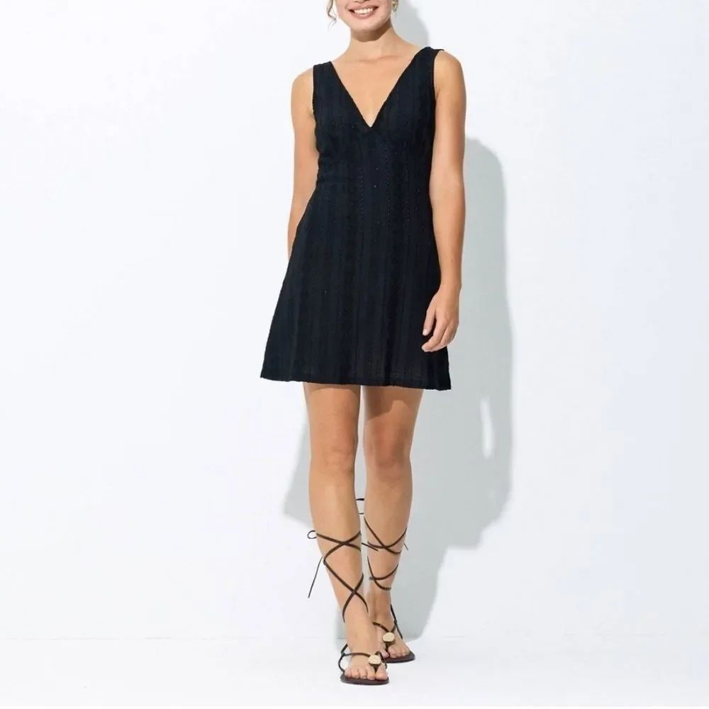 Wild Fable Black Sleeveless V-Neck Mini Dress Small LBD Nwt